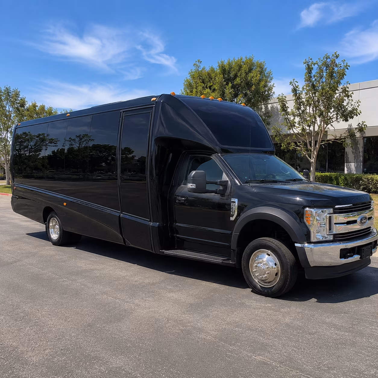 birthday shuttle buses for bowling green winery and distillery tours