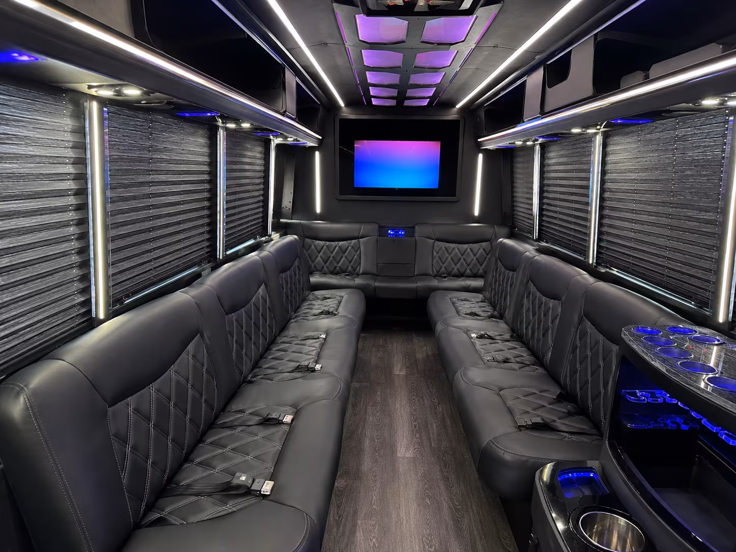book your bowling green prom bus early spring dates fill fast
