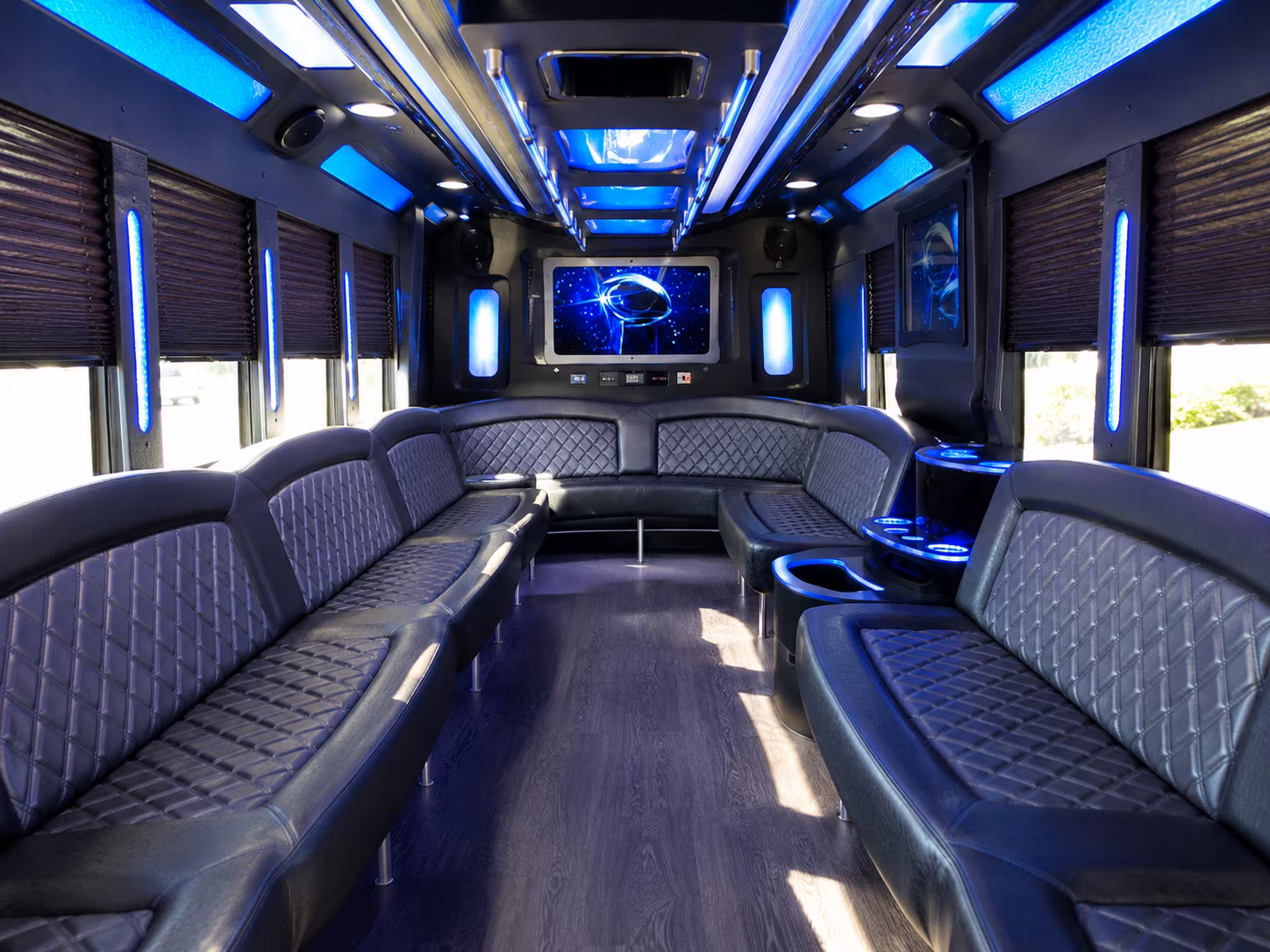 bowling green 28 passenger party bus inside