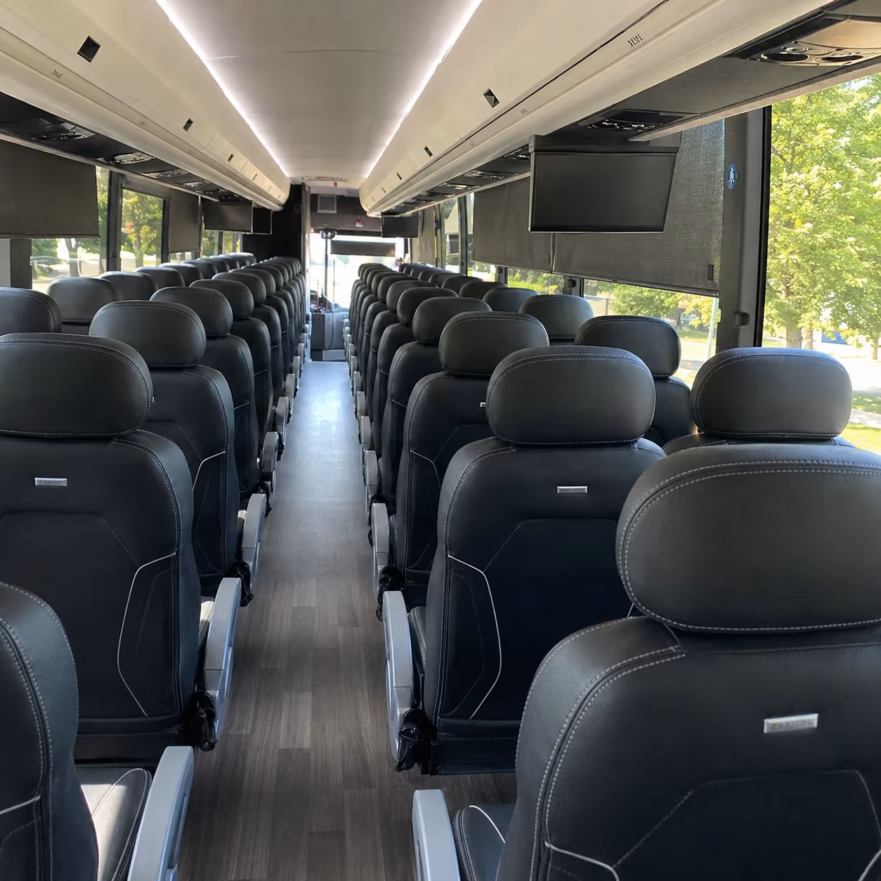bowling green field trip charter bus rental