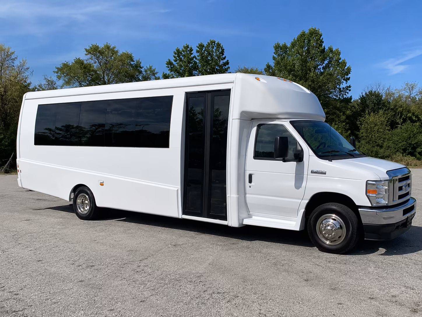 party buses and charter buses for bowling green sporting events races and motor sports