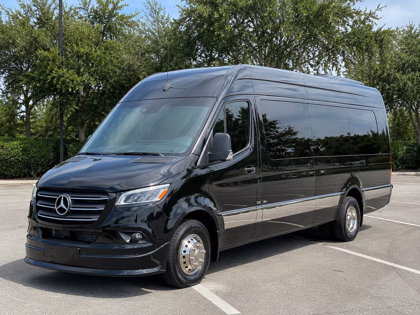 secure transportation for your next convention or trade show 4