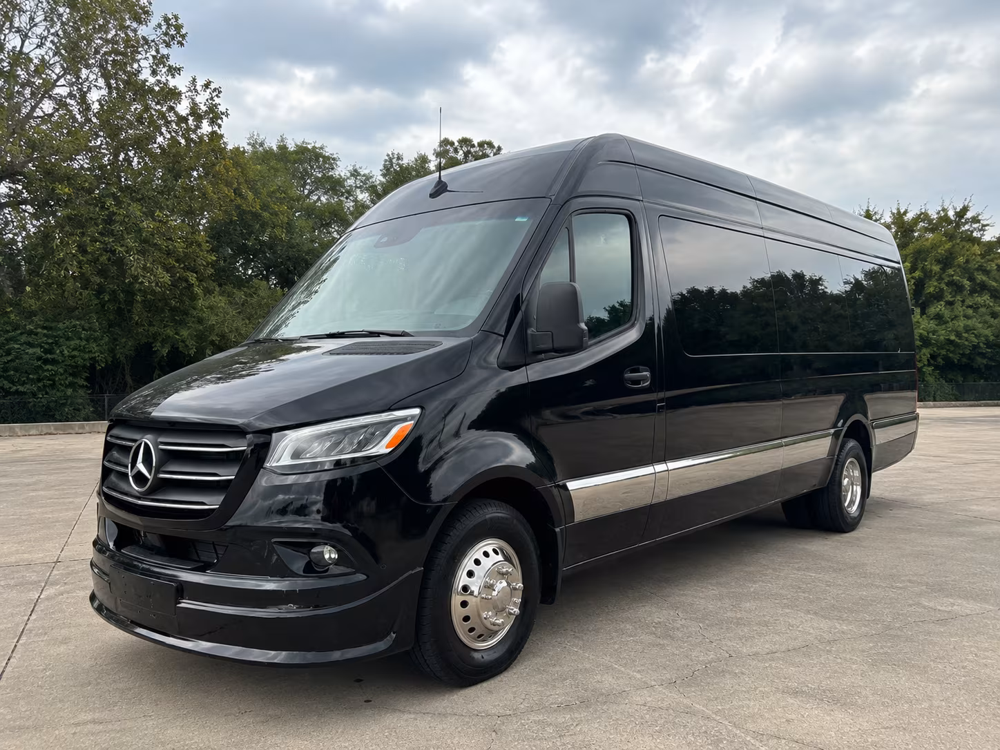 secure transportation for your next corporate event 2