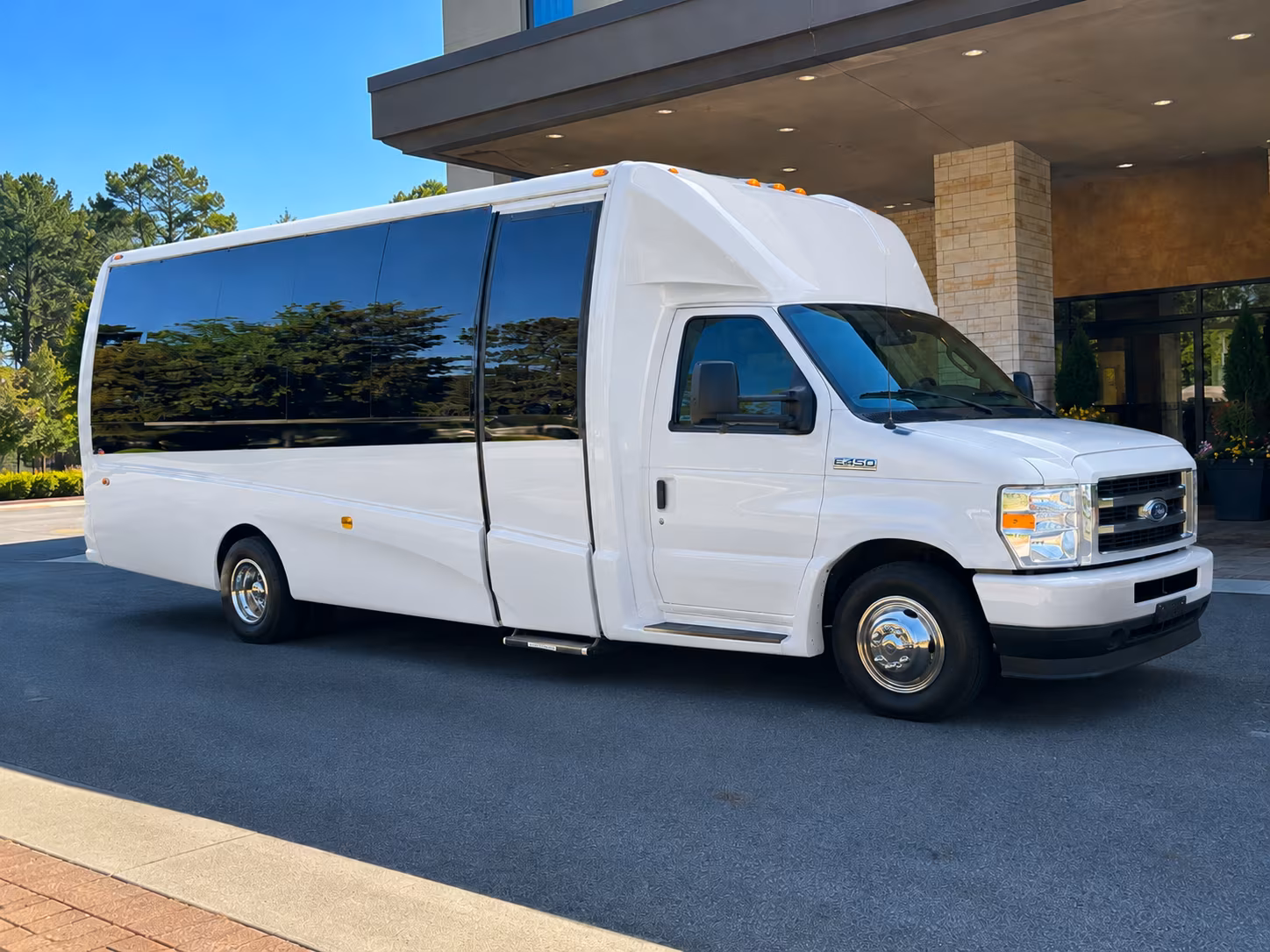 secure transportation for your next corporate event 3