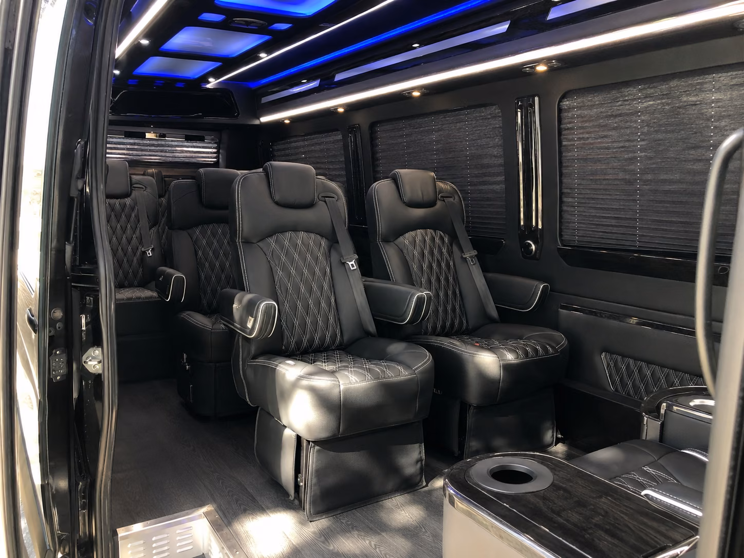 secure transportation for your next corporate event 4