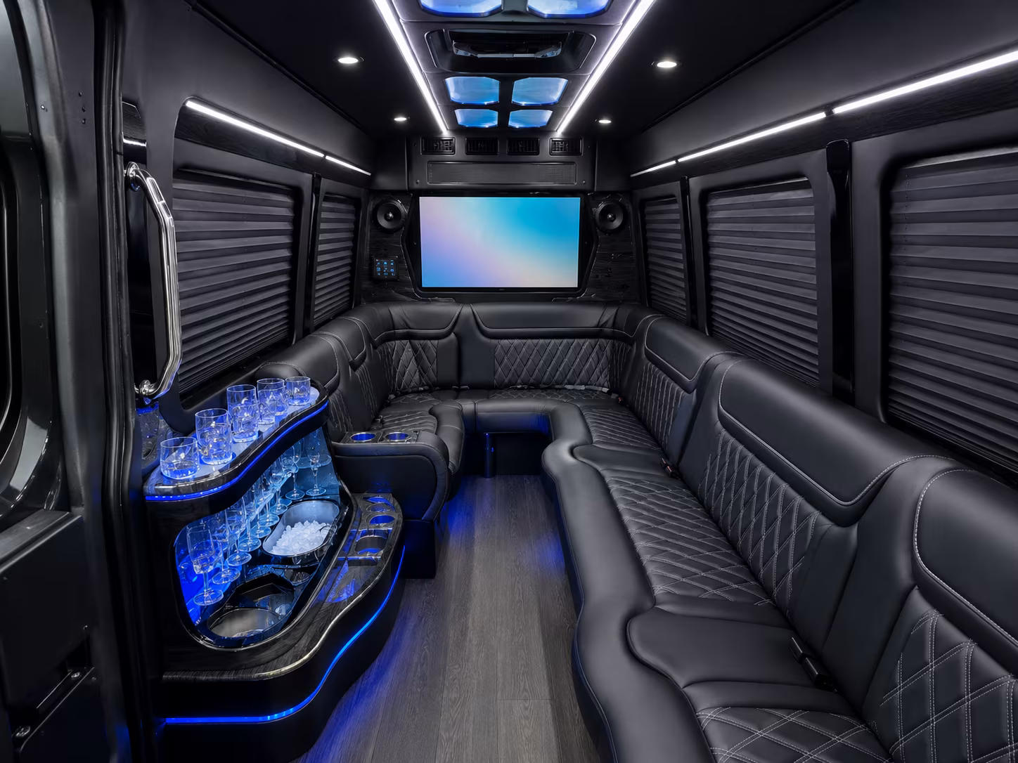 secure transportation for your next prom 3